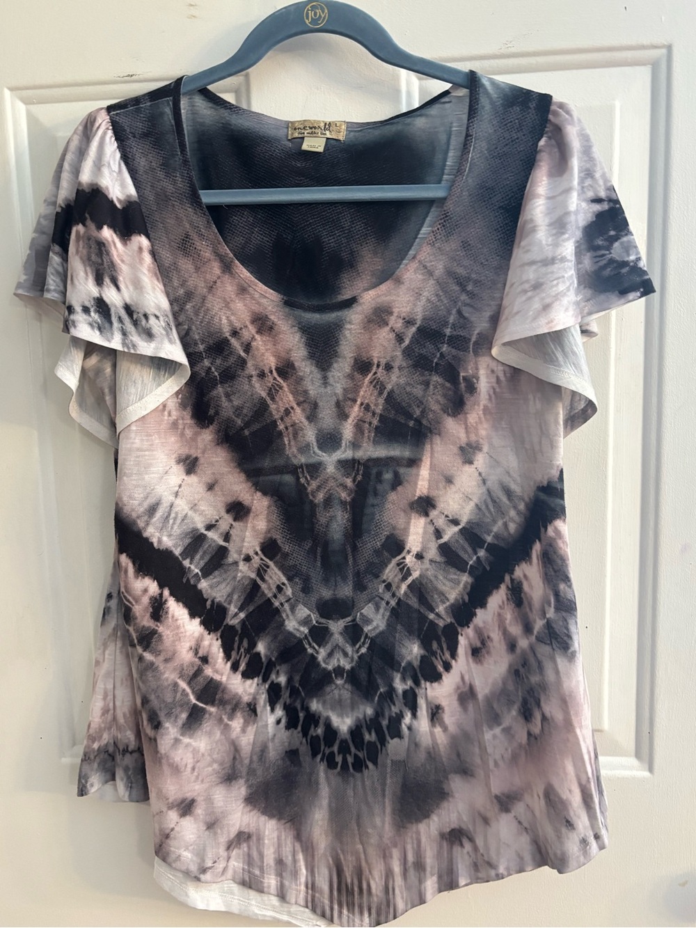 ONE WORLD Tie-Dye Flutter Sleeve Scoop Neck Top - Black & Pink